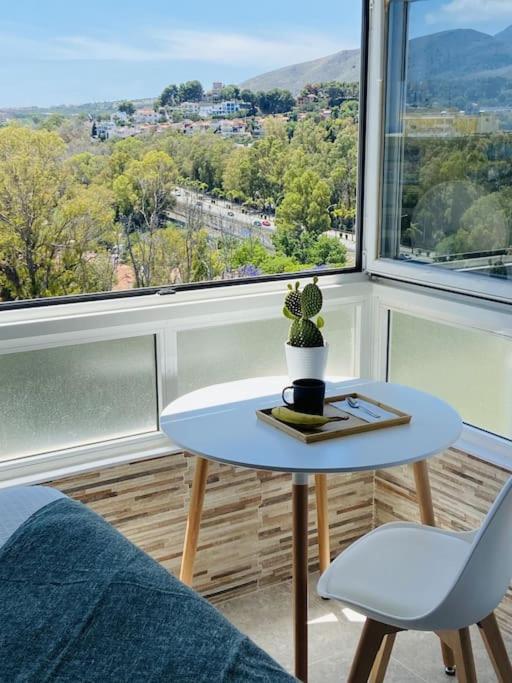 Alterhome Luminoso Estudio Con Piscina Y Maravillosas Vistas Torremolinos Exterior foto