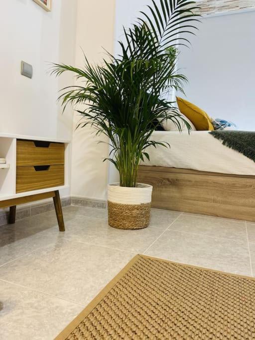 Alterhome Luminoso Estudio Con Piscina Y Maravillosas Vistas Torremolinos Exterior foto